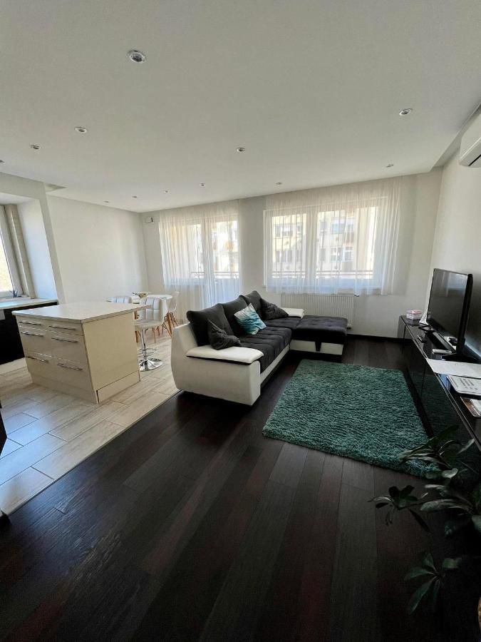 شقة ديبريتْسين  في Big Forest Apartman المظهر الخارجي الصورة